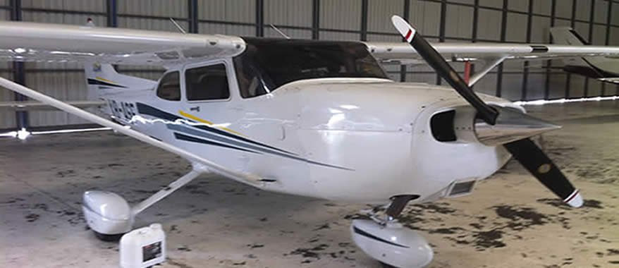 Avión Cessna C 172, Renta de Aviones en Mérida  | Cancun Airplane Tours